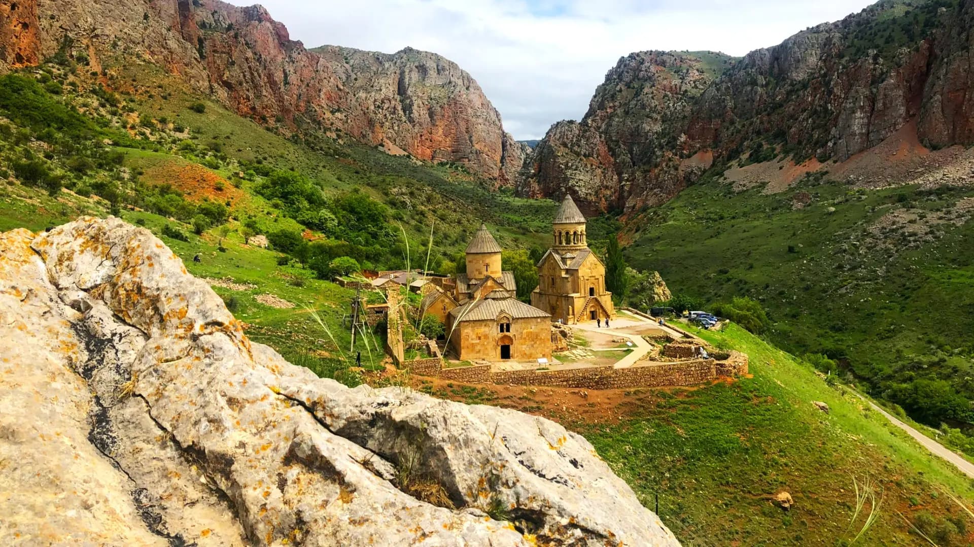 Monastères et sanctuaires